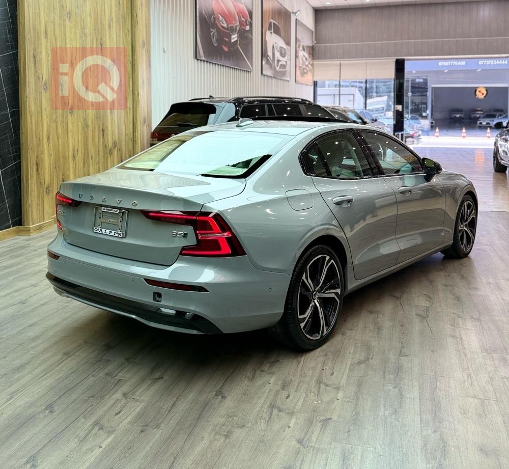 فولفو S60